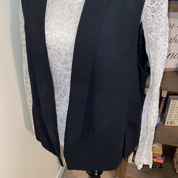 Worthington Vest - Picture 6 of 7